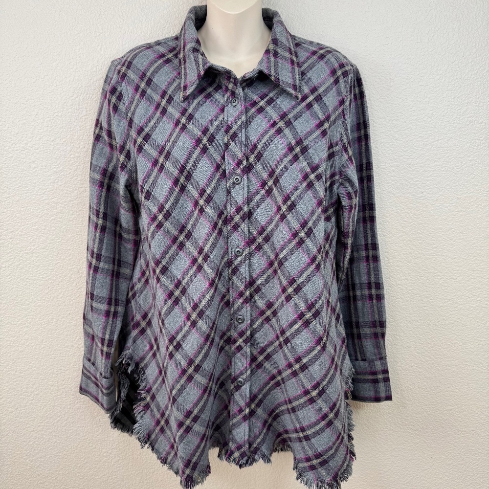 Cabi Womens Highland Flannel Gray LS Button Up Fringe Hem Shacket Shirt Sz. M